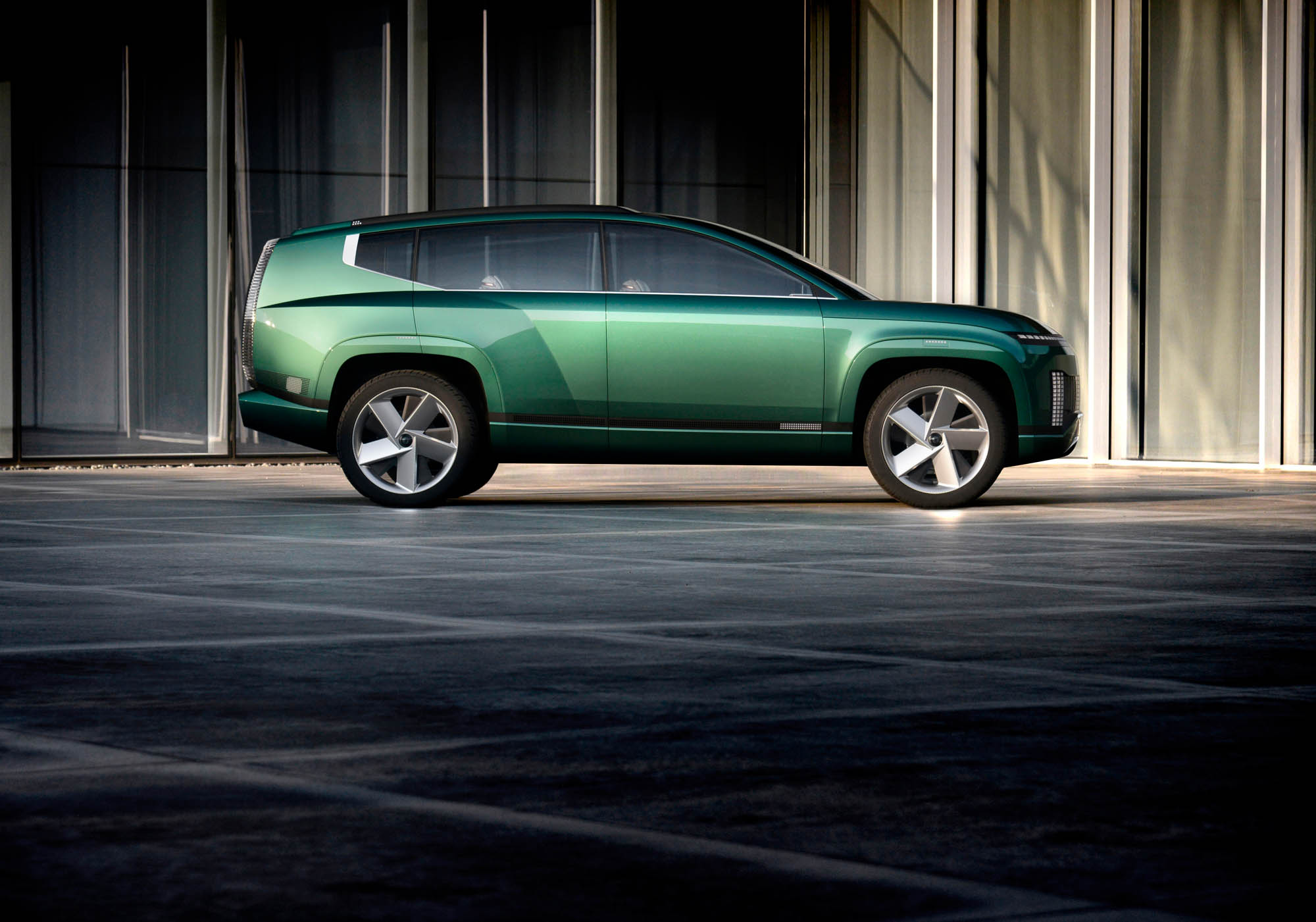 Η Hyundai θα παρουσιάσει 17 νέα ηλεκτρικά μοντέλα μέχρι το 2030