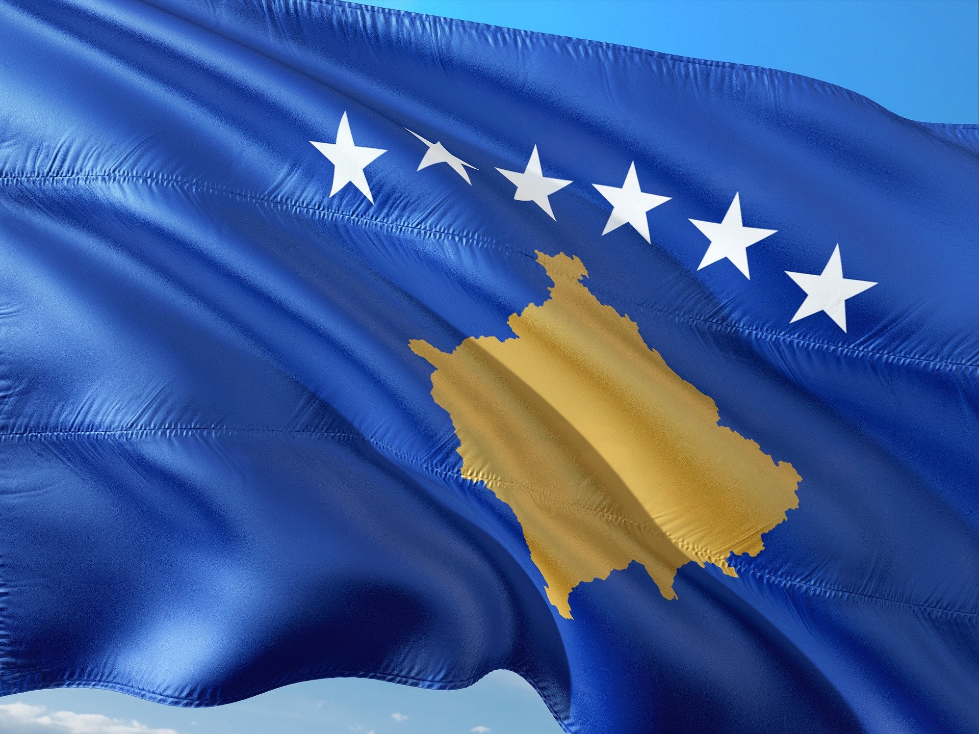 Η σημαία του Κοσόβου © PIxabay