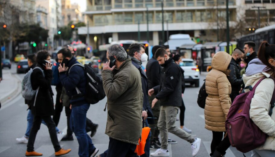 Κόσμος στο Σύνταγμα