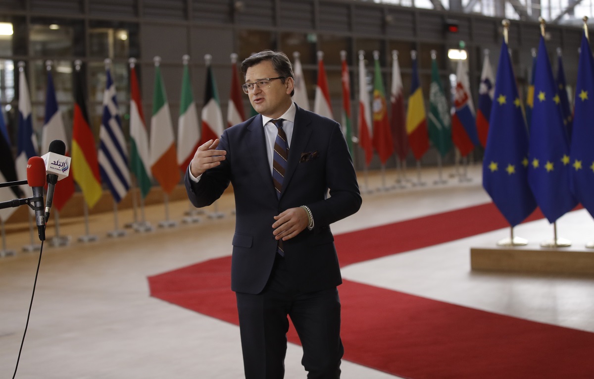 Κουλέμπα: Η Ουκρανία δεν σχεδιάζει να αποκτήσει βρώμικη βόμβα