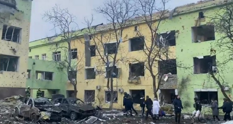 Ρωσία: Διαψεύδει τις βόμβες σε νοσοκομείο παίδων, παρά τις φωτογραφίες