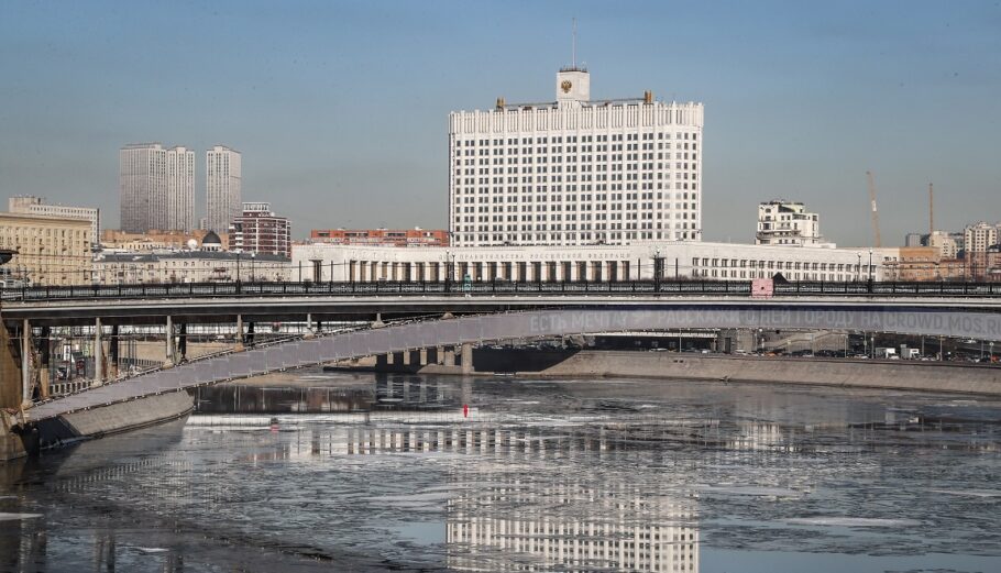 Κυβερνητικό κτίριο στη Μόσχα, Ρωσία © EPA/YURI KOCHETKOV