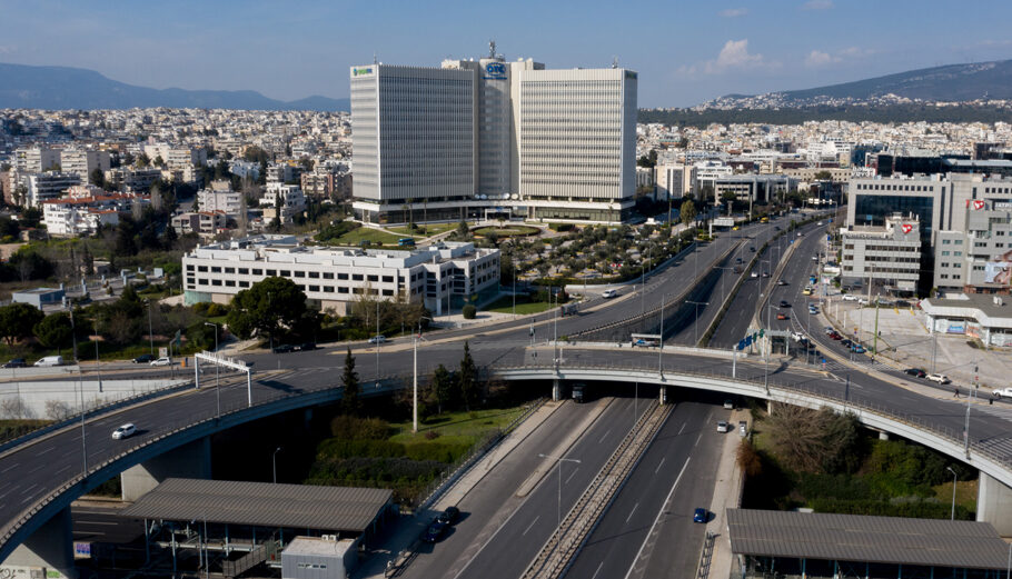 Το Μέγαρο του ΟΤΕ στο Δαχτυλίδι της Κηφισίας © Eurokinissi