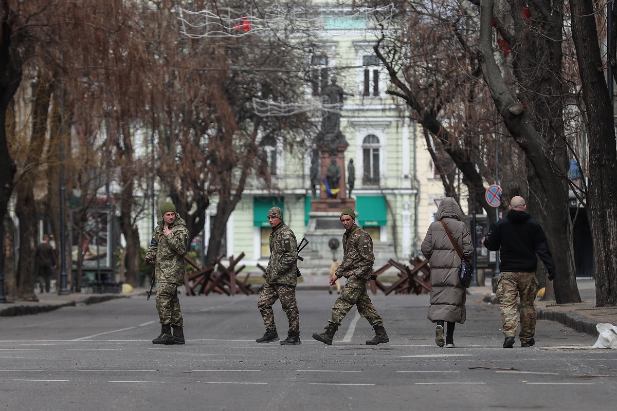 Ουκρανοί στρατιώτες © EPA/SEDAT SUNA