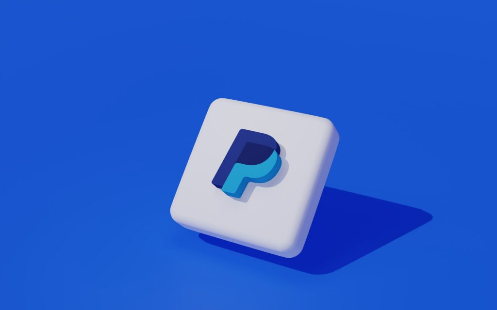 Αποχωρεί τελικά από τη Ρωσία και η PayPal