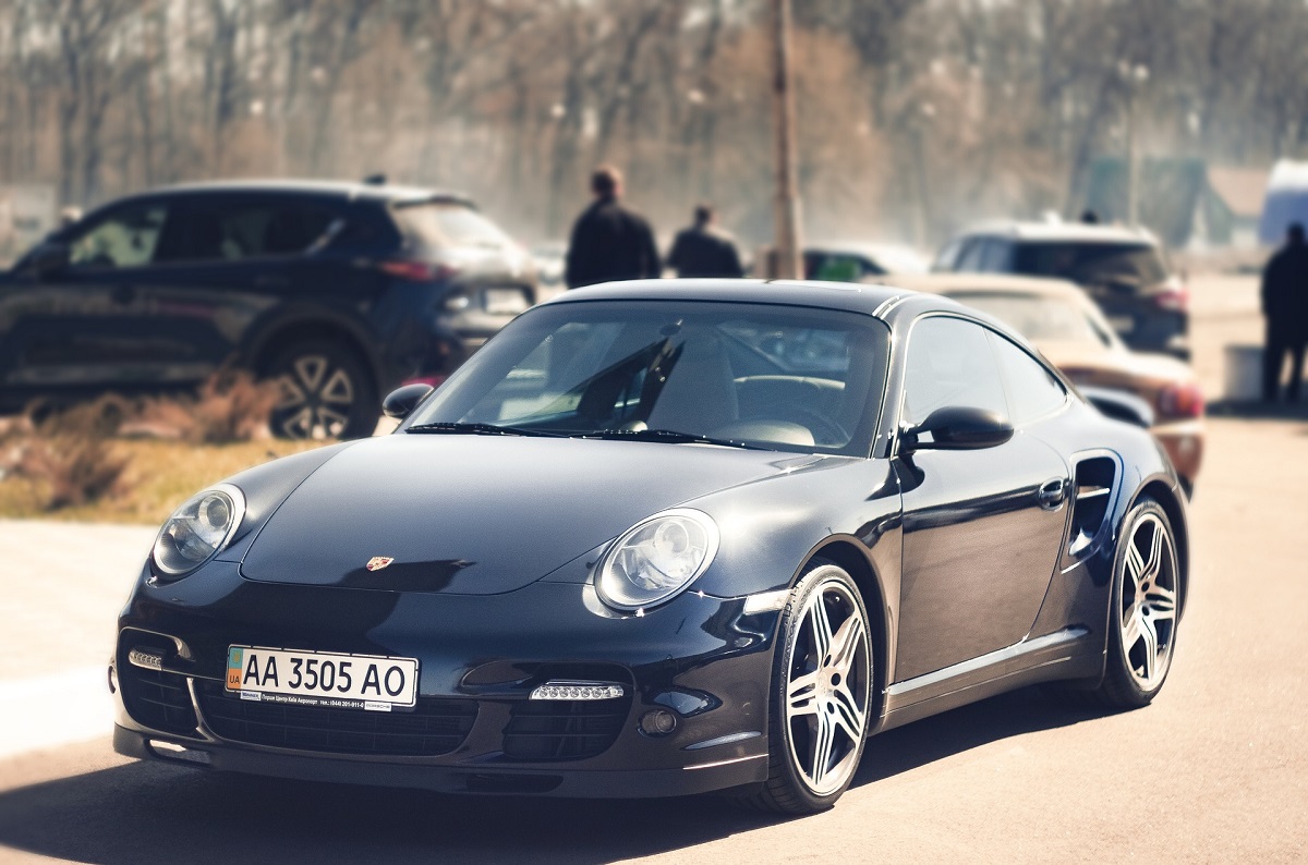 Η Porsche μπαίνει στο χρηματιστήριο