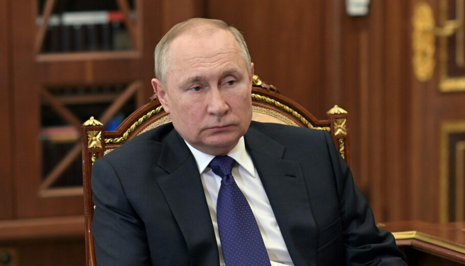 Ο Βλαντιμίρ Πούτιν © EPA/ALEXEI NIKOLSKY / KREMLIN POOL / SPUTNIK