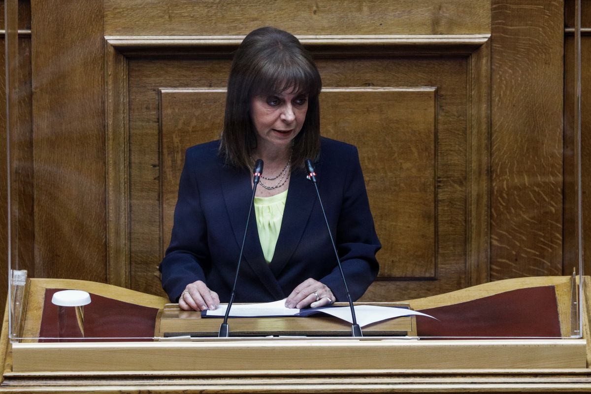 Σακελλαροπούλου: Στη σκέψη μας συνεχώς οι γυναίκες της Ουκρανίας