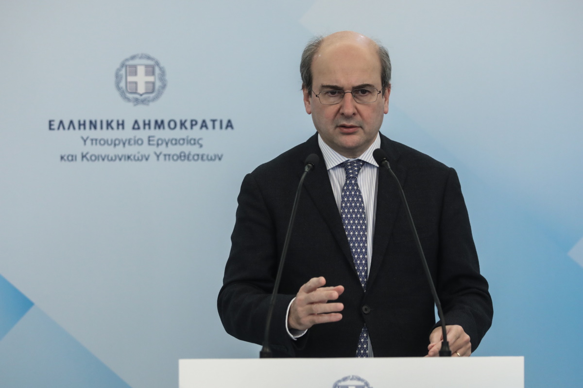 Χατζηδάκης: Παραγραφή χρεών στη 10ετία – Για ποιους θα ισχύει