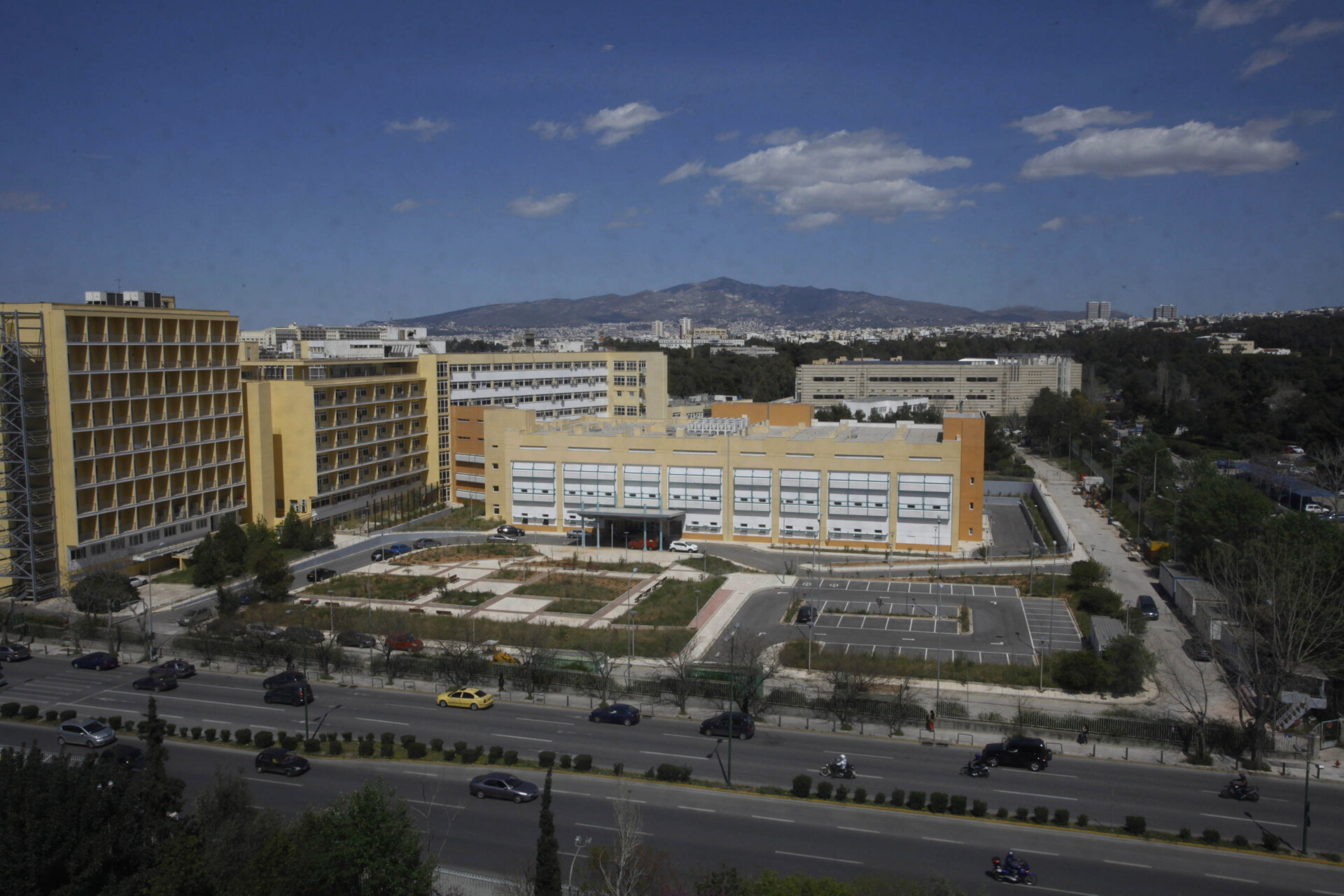 Διαγωνισμός για την ενεργειακή αναβάθμιση του 401 ΓΣΝΑ