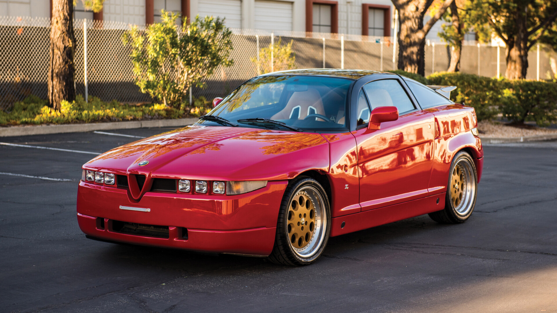 Μια Alfa Romeo SZ ανακαινίζεται από την FCA Heritage