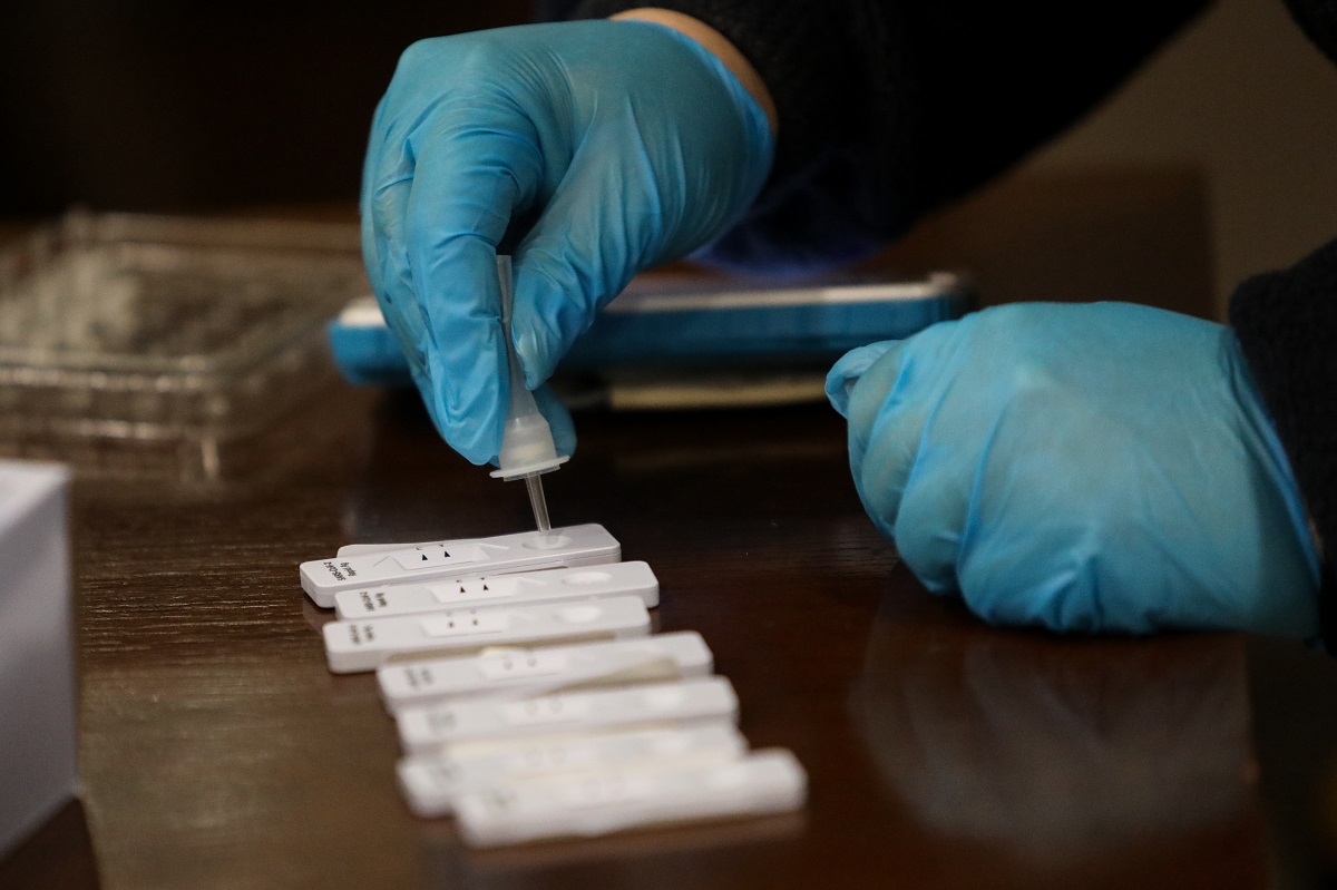 ΕΟΔΥ: Δωρεάν rapid test σε 41 κεντρικά σημεία το Σάββατο