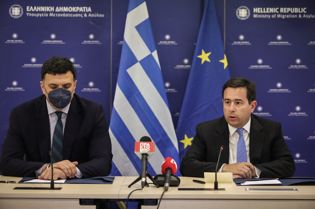 Συνεργασία των υπ. Τουρισμού – Μετανάστευσης για την προβολή νησιών