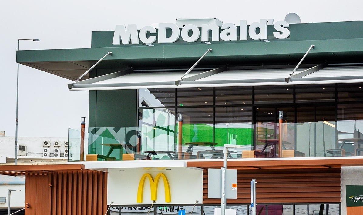 Νέο εστιατόριο McDonald's στην Πειραιώς©facebook.com/mcdonalds.restaurants.gr