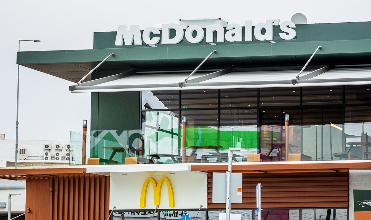 McDonald’s: Αντεπίθεση με τρία νέα σημεία σε Αθήνα και Θεσσαλονίκη