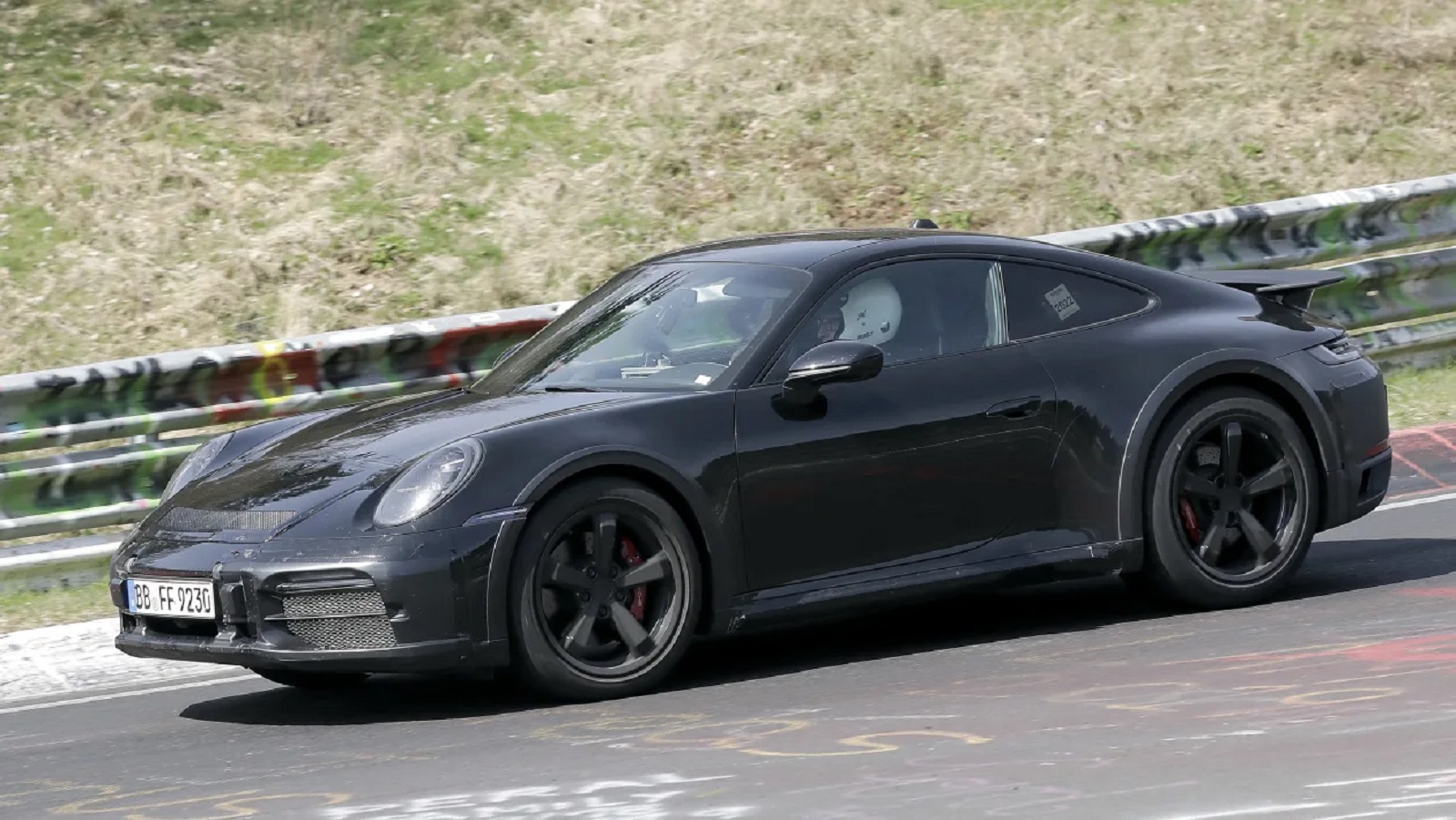 Η νέα Porsche 911 «Safari» εντοπίστηκε σε δοκιμές στο Nurburgring