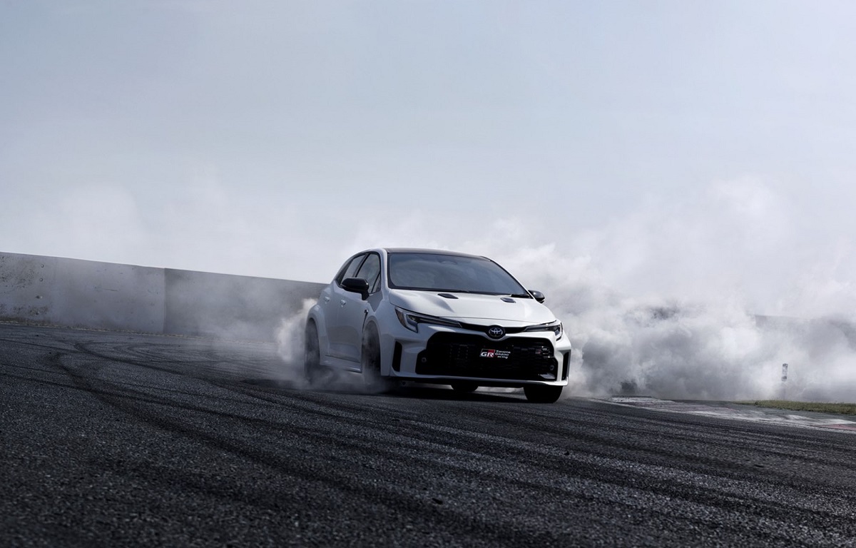 Πρεμιέρα για την «άγρια» Toyota GR Corolla των 304 ίππων