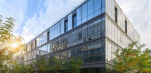 Alpha Real Estate: Κέρδη 5,5 εκατ. το 2024, μέρισμα 0,50 ευρώ ανά μετοχή