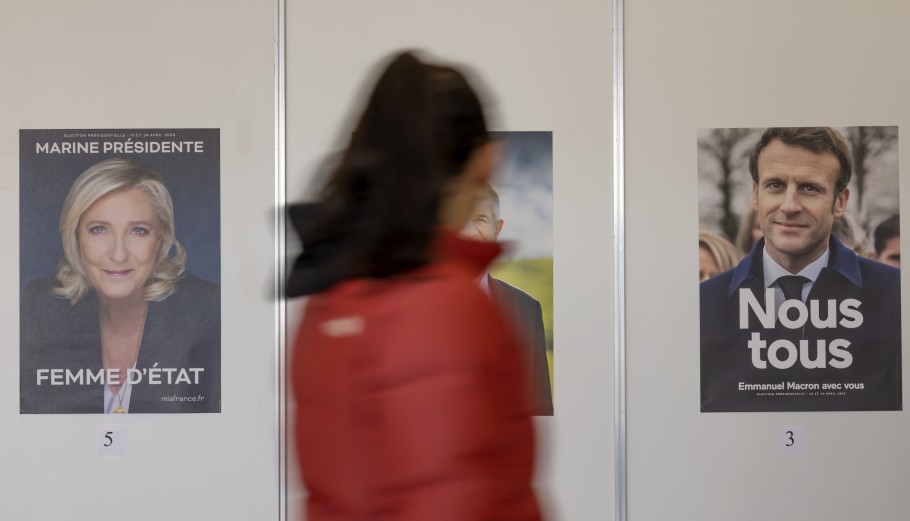 Εκλογές στη Γαλλία: Ντέρμπι Μακρόν – Λεπέν δείχνει το exit poll