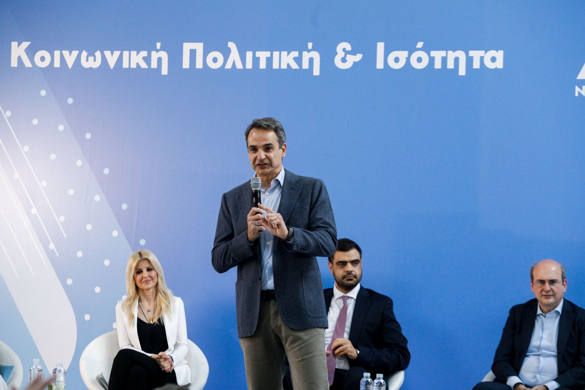 Μητσοτάκης για ΣΥΡΙΖΑ: Μακάρι να έκαναν Συνέδριο κάθε χρόνο