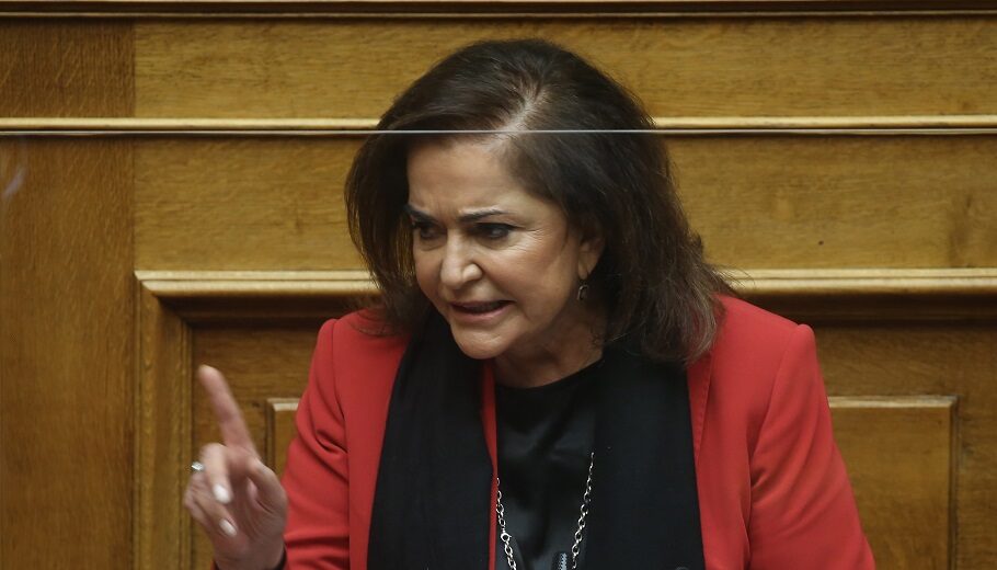 H Ντόρα Μπακογιάννη στην Ολομέλεια της Βουλής @Eurokinissi
