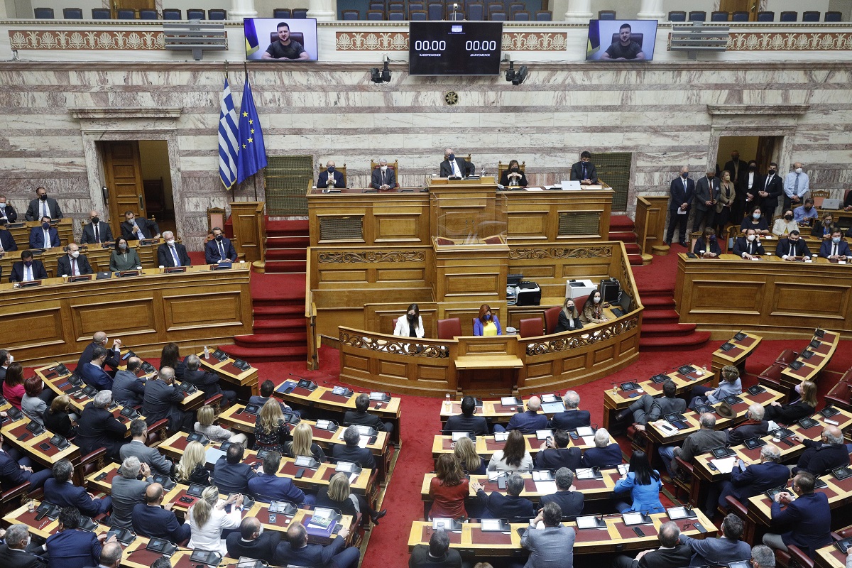 Σε ειδική συνεδρίαση της Ολομέλειας του Ελληνικού Κοινοβουλίου απευθύνθηκε το μεσημέρι της Πέμπτης ο πρόεδρος της Ουκρανίας Βολοντίμιρ Ζελένσκι © EUROKINISSI