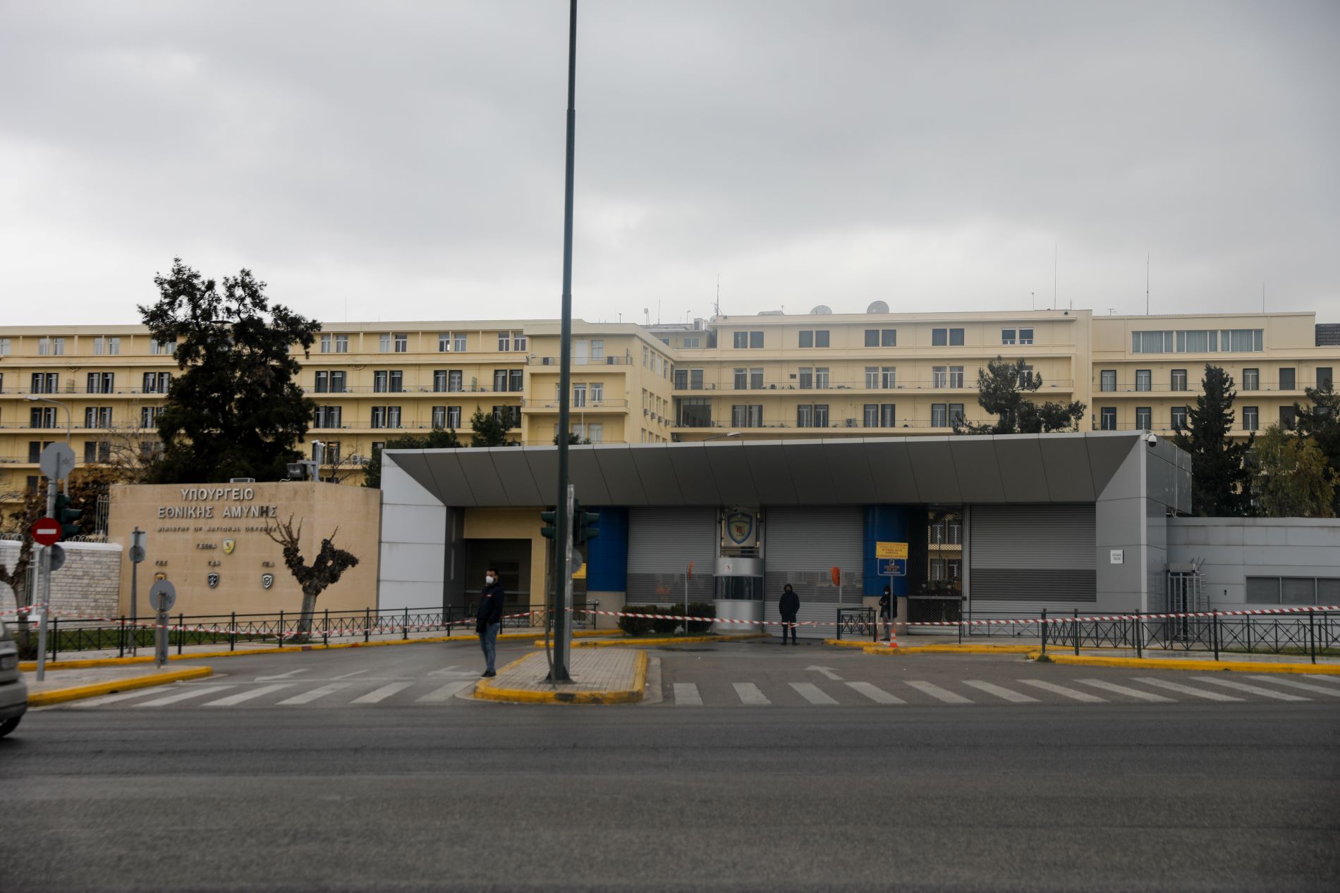 Τα σούρτα-φέρτα στο Πεντάγωνο, ο «ουάουουου», ο Λάτσης κι ένα γκαλοπίστικο εύρημα