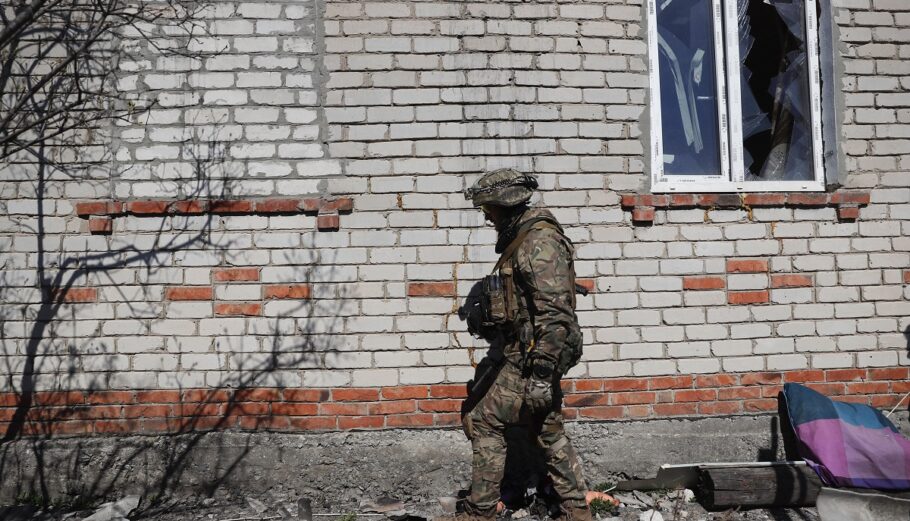 Πόλεμος στην Ουκρανία © EPA/ATEF SAFADI