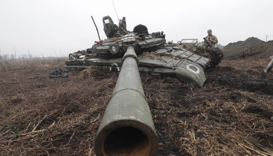 Πόλεμος στην Ουκρανία © EPA/STR