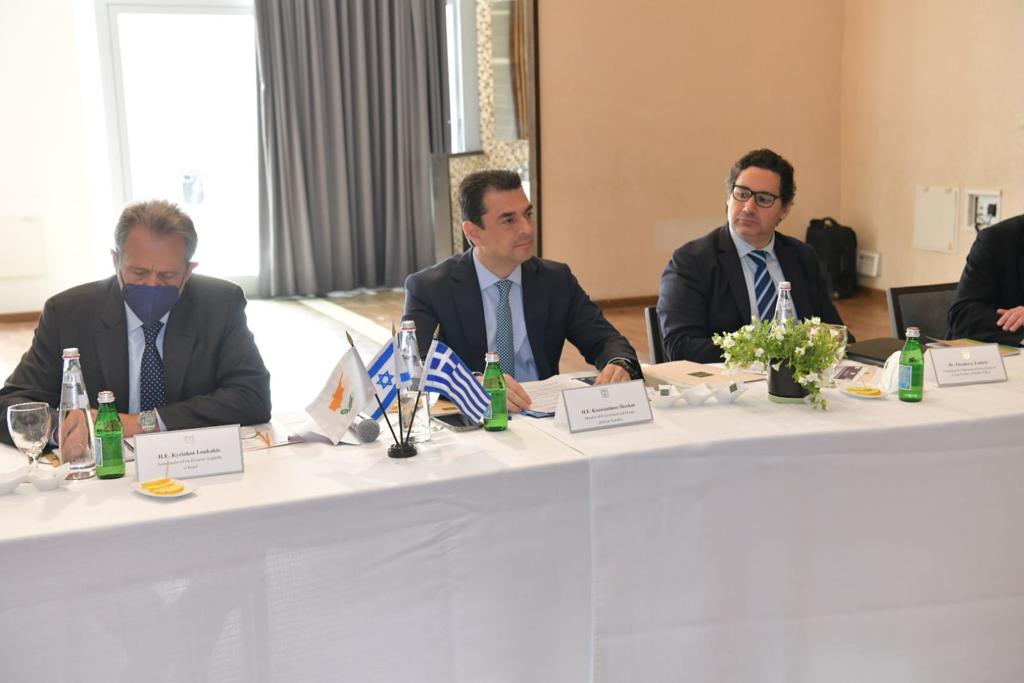 Κ. Σκρέκας: Επιταχύνουμε την στρατηγική συνεργασία με Κύπρο – Ισραήλ