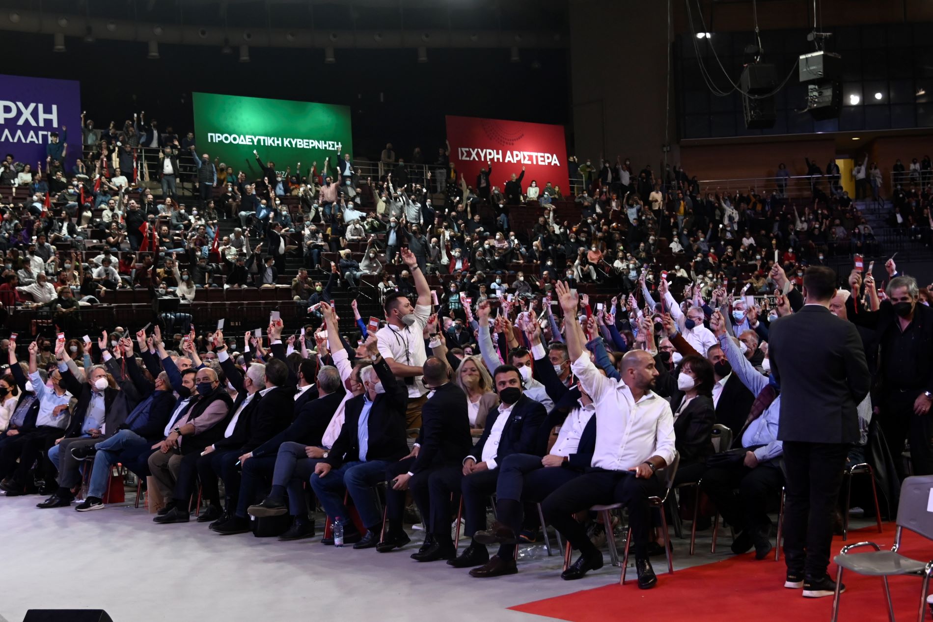 ΣΥΡΙΖΑ: Η Ομπρέλα κατά Τσίπρα – Το Σάββατο η ψηφοφορία για δύο προτάσεις