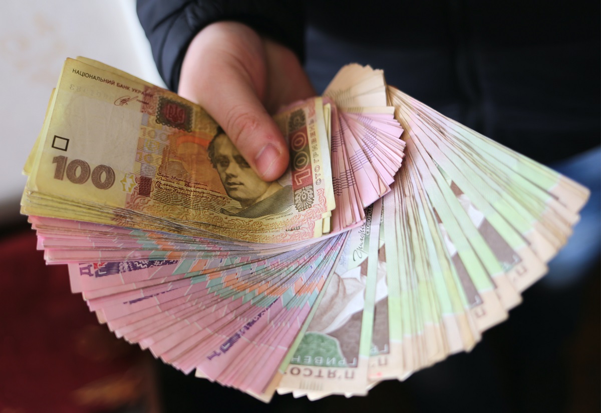 Η ρωσική οικονομία γονατίζει και η ουκρανική καταστρέφεται