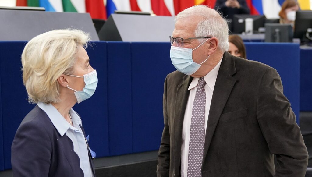 Ουκρανία: Έφθασαν στο Κίεβο Φον ντερ Λάιεν και Μπορέλ