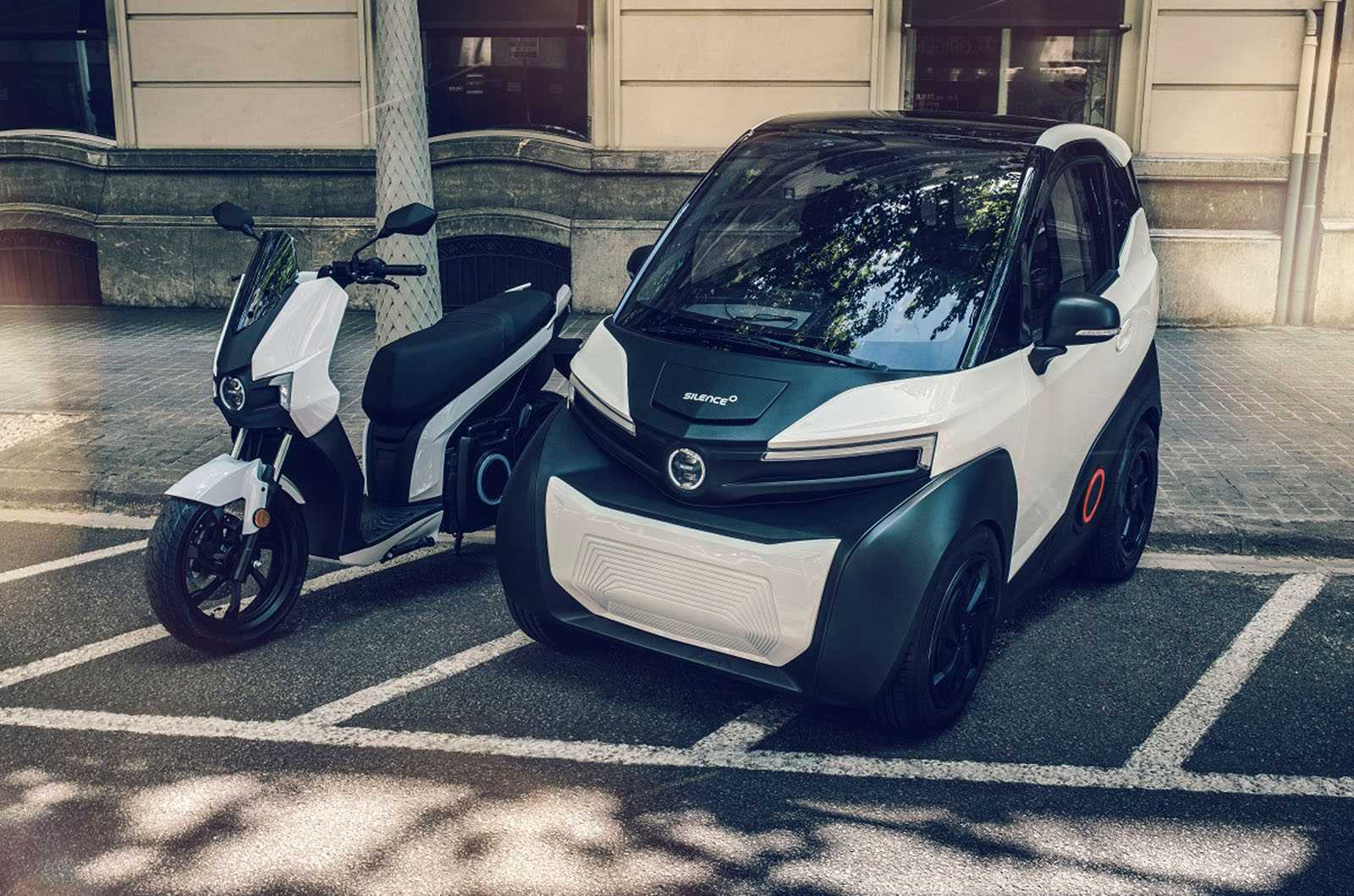 Η Kosmocar και Kosmoride έφεραν την Silence στην Ελλάδα