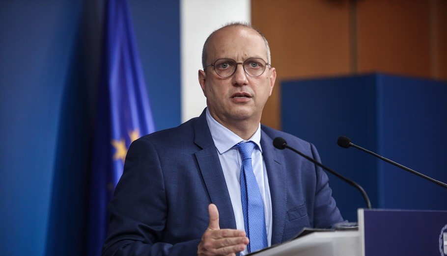 Οικονόμου: Πολιτική στρατηγική Τσίπρα η εξαθλίωση των πολιτικών ηθών