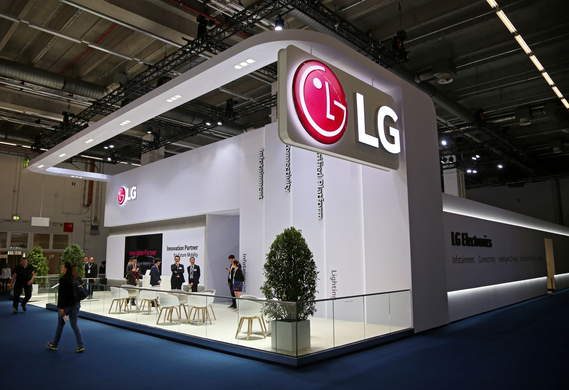 LG Electronics ©EPA/ALEX EHLERS