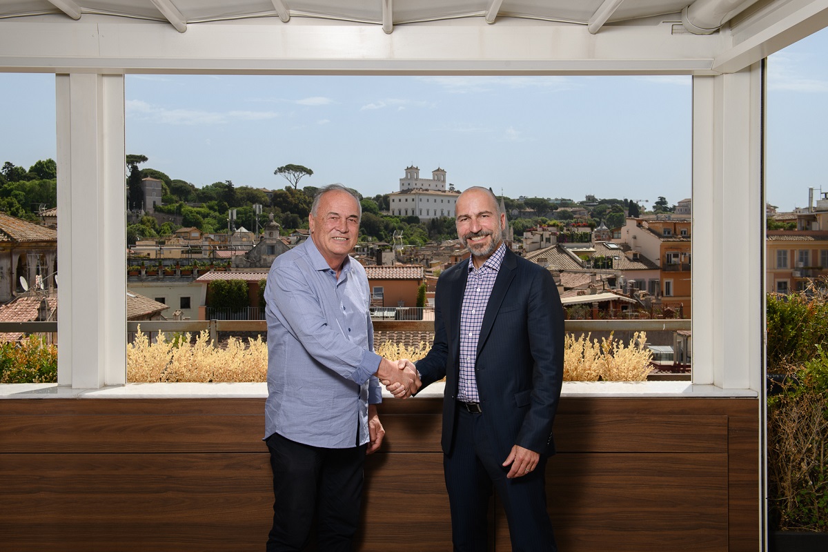 Πρόεδρος της IT Taxi και ο CEO της UBER © ΔΤ