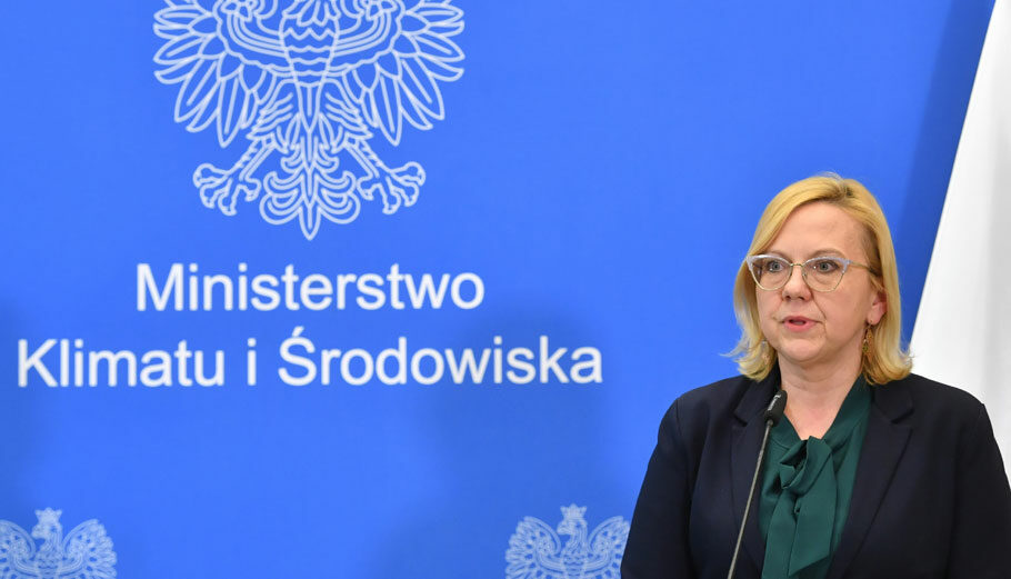 Η Άννα Μόσκβα, υπουργός Κλίματος και Περιβάλλοντος της Πολωνίας © EPA/RADEK PIETRUSZKA POLAND OUT