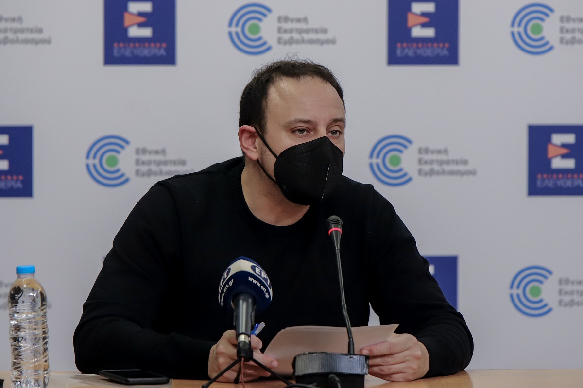 Mαγιορκίνης: Γιατί αποφασίστηκε η μάσκα στα σχολεία για τις εξετάσεις