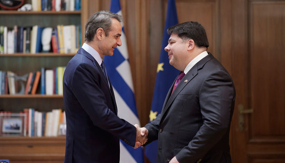 Με τον νέο Αμερικανό πρέσβη Τζ. Τσούνη συναντήθηκε ο Κ. Μητσοτάκης