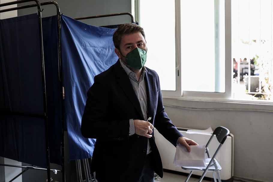 Ανδρουλάκης: Ο ήλιος επέστρεψε – Όλοι μαζί θα νικήσουμε