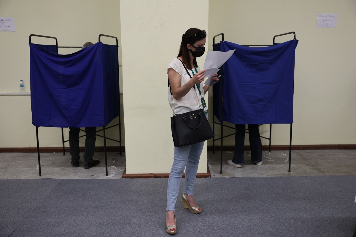 ΠΑΣΟΚ – ΚΙΝΑΛ: Σε εξέλιξη η ψηφοφορία για τη νέα ΚΕ
