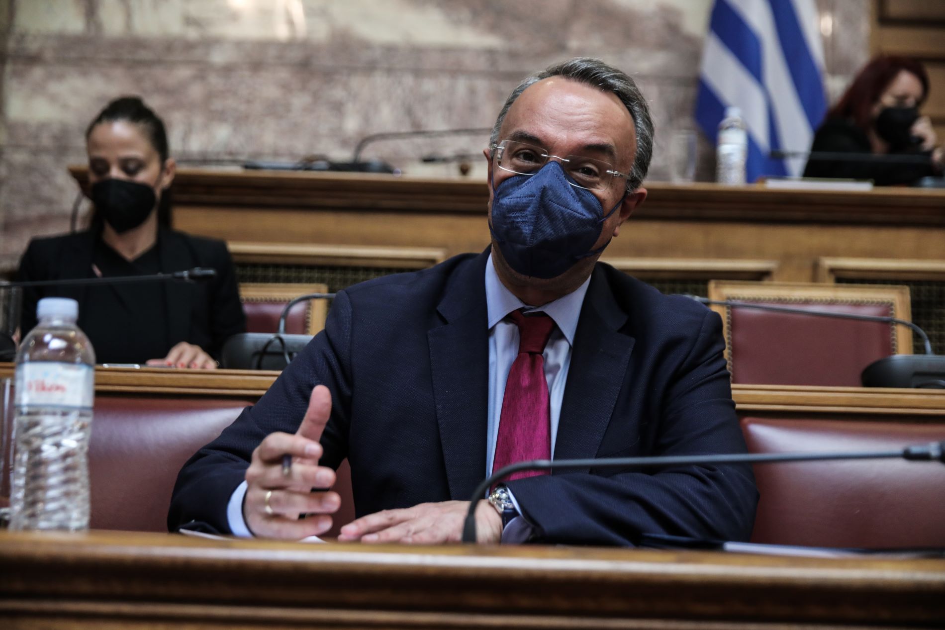 Σταϊκούρας: Περιορίσαμε το λαθρεμπόριο καυσίμων, καπνικών και αλκοολούχων
