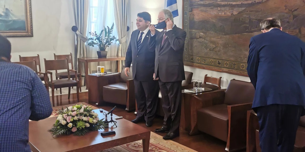 Συνάντηση Τασούλα – Τσούνη: Τι είπαν στο πρώτο τετ α τετ