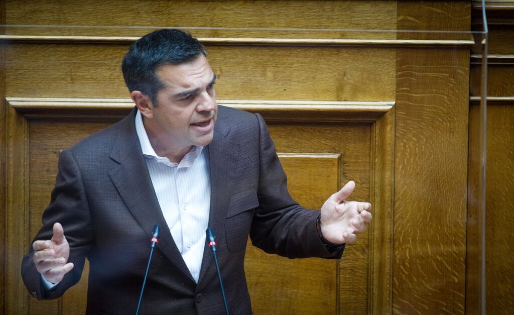 Τσίπρας: Να αποκαταστήσουμε την αδικία για τη μεσαία τάξη