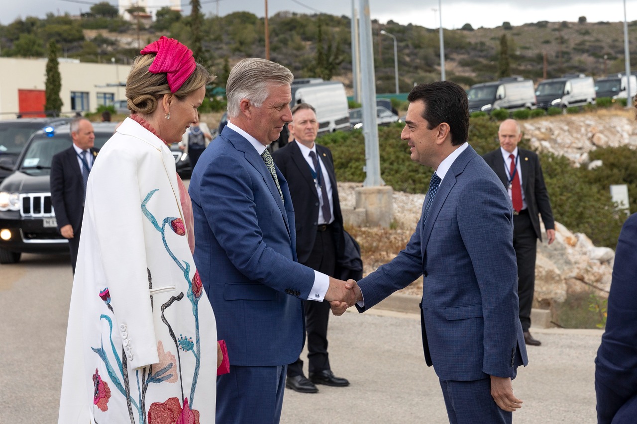 Βασιλικό ζεύγος Βελγίου και Κώστας Σκρέκας/ΔΤ