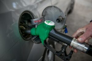 Βενζίνη: Αυτή είναι η τιμή που θα φτάσει