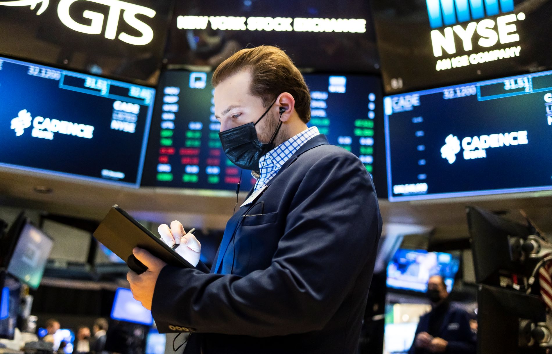 Συνεδρίαση της Wall Street ©EPA/JUSTIN LANE