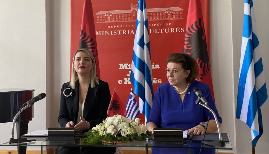 Η υπουργός Πολιτισμού της Αλβανίας με την κα Μενδώνη