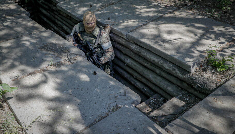 Πόλεμος στην Ουκρανία © EPA/SERGEI ILNITSKY